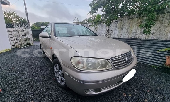 Buy Used Nissan Sunny Brown Car in Curepipe in Plaines Wilhems District Buy Used Nissan Sunny Brown Car in Curepipe in Plaines Wilhems District