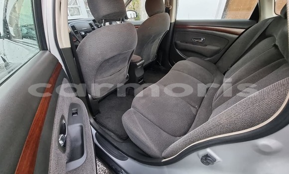 Buy Used Nissan Bluebird Silver Car in Curepipe in Plaines Wilhems District Buy Used Nissan Bluebird Silver Car in Curepipe in Plaines Wilhems District