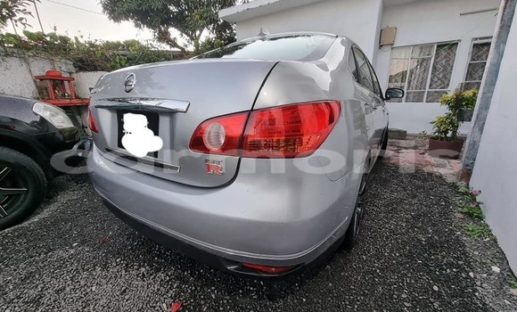 Buy Used Nissan Bluebird Silver Car in Curepipe in Plaines Wilhems District Buy Used Nissan Bluebird Silver Car in Curepipe in Plaines Wilhems District