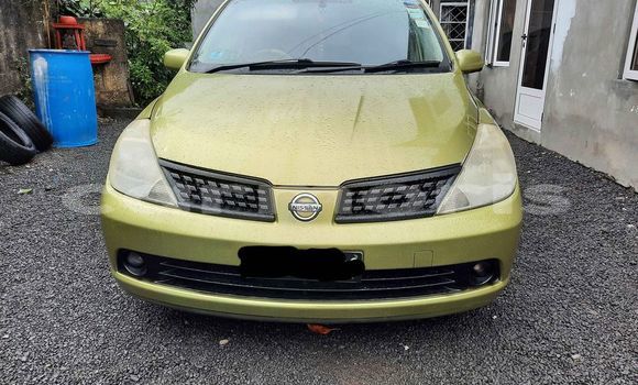 Buy Used Nissan Tiida Green Car in Curepipe in Plaines Wilhems District Buy Used Nissan Tiida Green Car in Curepipe in Plaines Wilhems District