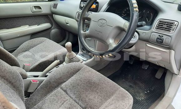 Buy Used Toyota Corolla White Car in Curepipe in Plaines Wilhems District Buy Used Toyota Corolla White Car in Curepipe in Plaines Wilhems District