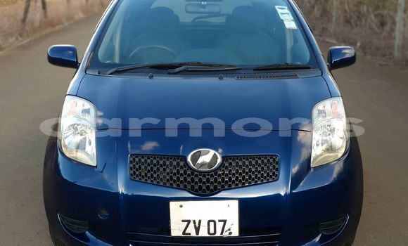 Buy Used Toyota Vitz Blue Car in Rivière du Rempart in Rivière du Rempart District Buy Used Toyota Vitz Blue Car in Rivière du Rempart in Rivière du Rempart District