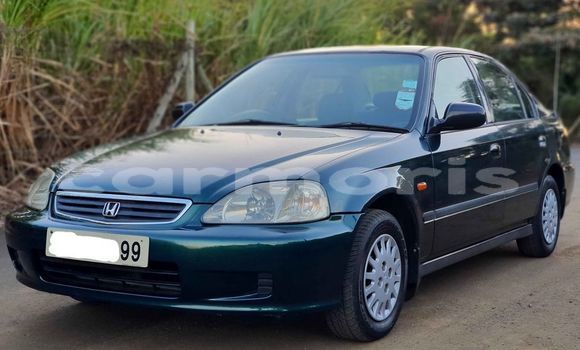 Buy Used Honda Civic Green Car in Rivière du Rempart in Rivière du Rempart District Buy Used Honda Civic Green Car in Rivière du Rempart in Rivière du Rempart District