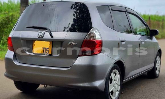 Buy Used Honda fit Other Car in Rivière du Rempart in Rivière du Rempart District Buy Used Honda fit Other Car in Rivière du Rempart in Rivière du Rempart District