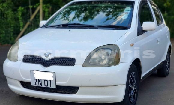 Buy Used Toyota Vitz White Car in Rivière du Rempart in Rivière du Rempart District Buy Used Toyota Vitz White Car in Rivière du Rempart in Rivière du Rempart District