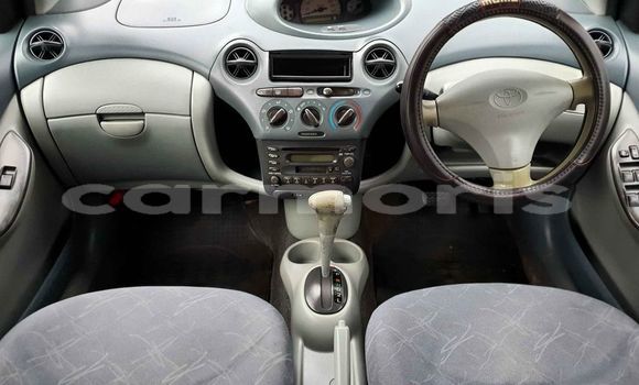 Buy Used Toyota Vitz White Car in Rivière du Rempart in Rivière du Rempart District Buy Used Toyota Vitz White Car in Rivière du Rempart in Rivière du Rempart District