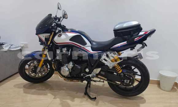 Acheter Occasion Moto Yamaha TENERE Bleu à Bel Ombre, Savanne Acheter Occasion Moto Yamaha TENERE Bleu à Bel Ombre, Savanne