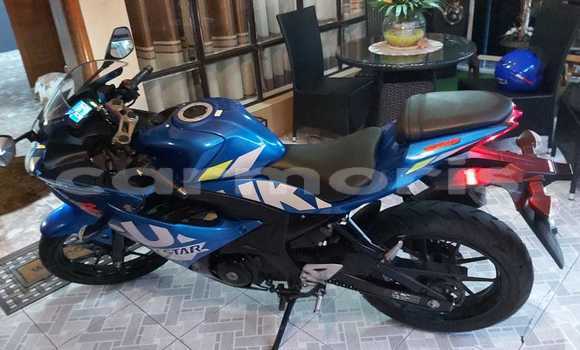 Acheter Occasion Moto Suzuki GSX Bleu à Port Louis, Port Louis District Acheter Occasion Moto Suzuki GSX Bleu à Port Louis, Port Louis District
