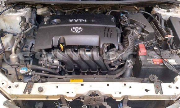 Buy Used Toyota Axio White Car in Albion in Black River District Buy Used Toyota Axio White Car in Albion in Black River District