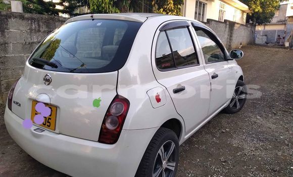 Buy Used Nissan March White Car in Albion in Black River District Buy Used Nissan March White Car in Albion in Black River District