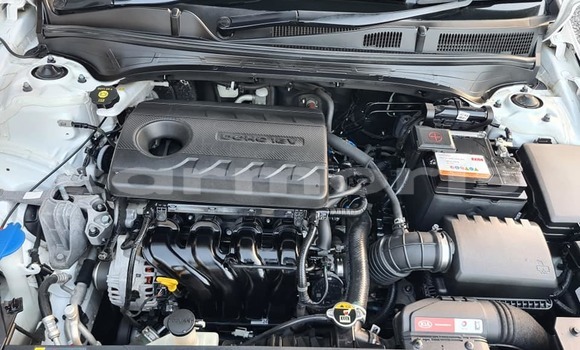 Buy Used Kia Cerato White Car in Vacoas–Phoenix in Plaines Wilhems District Buy Used Kia Cerato White Car in Vacoas–Phoenix in Plaines Wilhems District