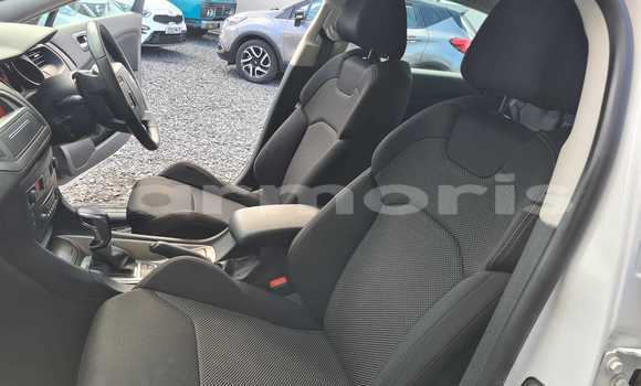 Buy Used Citroen C5 White Car in Vacoas–Phoenix in Plaines Wilhems District Buy Used Citroen C5 White Car in Vacoas–Phoenix in Plaines Wilhems District