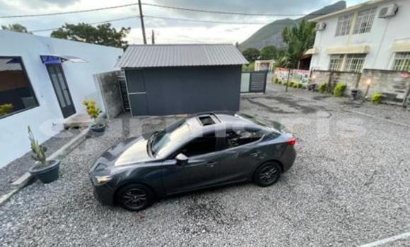 Buy Used Mazda 3 Other Car in Quatre Bornes in Plaines Wilhems District Buy Used Mazda 3 Other Car in Quatre Bornes in Plaines Wilhems District