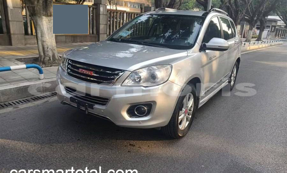 Buy Used Haval H6 Silver Car in Albion in Black River District Buy Used Haval H6 Silver Car in Albion in Black River District