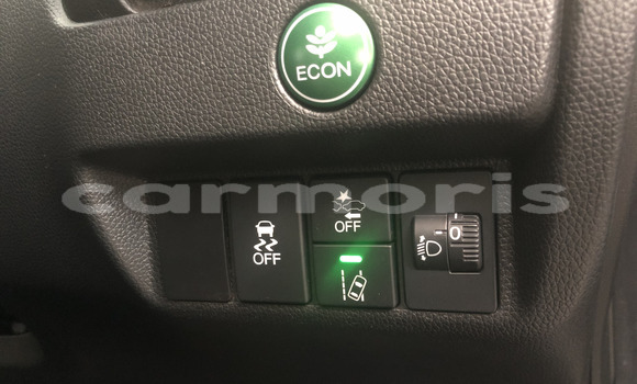 Buy Used Honda fit Silver Car in Curepipe in Plaines Wilhems District Buy Used Honda fit Silver Car in Curepipe in Plaines Wilhems District