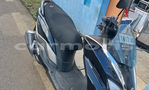 Buy Used Suzuki Burgman Black Bike in Rivière du Rempart in Rivière du Rempart District