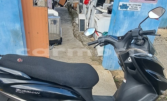 Buy Used Suzuki Burgman Black Bike in Rivière du Rempart in Rivière du Rempart District Buy Used Suzuki Burgman Black Bike in Rivière du Rempart in Rivière du Rempart District
