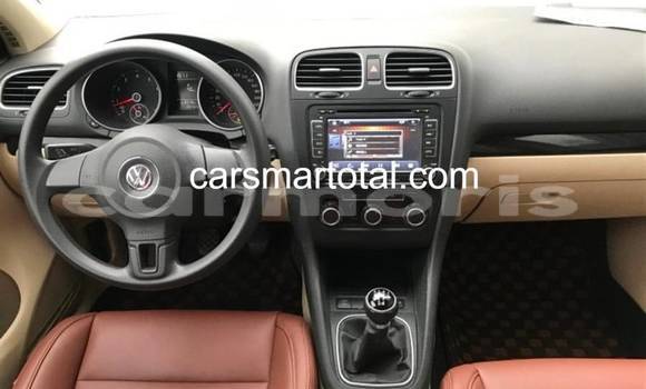Buy Used Volkswagen Golf Silver Car in Port Louis in Port Louis District Buy Used Volkswagen Golf Silver Car in Port Louis in Port Louis District