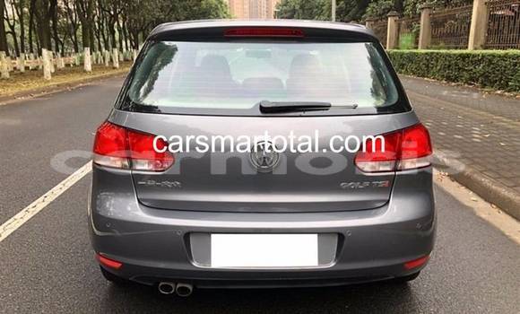 Buy Used Volkswagen Golf Silver Car in Port Louis in Port Louis District Buy Used Volkswagen Golf Silver Car in Port Louis in Port Louis District