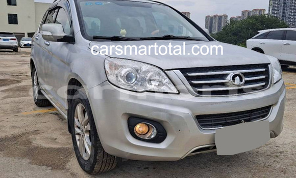 Buy Used Haval H6 Silver Car in Port Louis in Port Louis District Buy Used Haval H6 Silver Car in Port Louis in Port Louis District