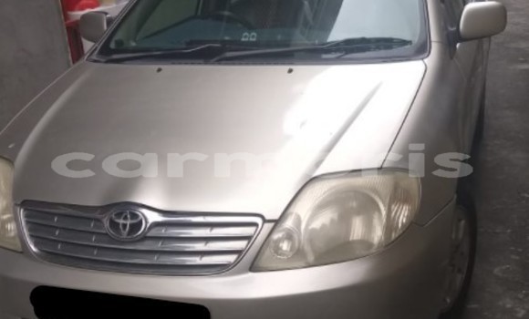 Buy Used Toyota Corolla Silver Car in Mahébourg in Grand Port District Buy Used Toyota Corolla Silver Car in Mahébourg in Grand Port District
