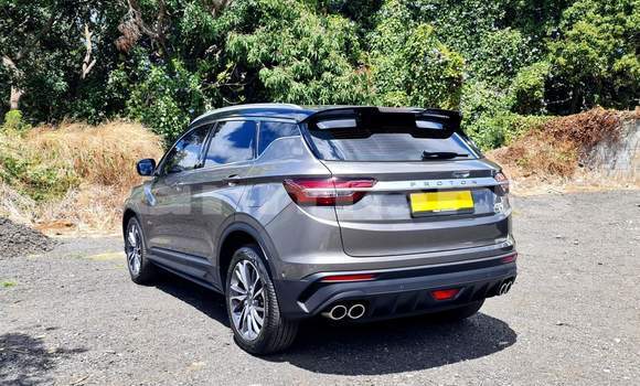 Acheter Neuf Voiture Proton Tiara Gris à Beau Bassin–Rose Hill, Plaines Wilhems District Acheter Neuf Voiture Proton Tiara Gris à Beau Bassin–Rose Hill, Plaines Wilhems District