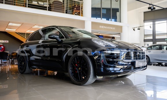 Buy Used Porsche Macan Black Car in Fond du Sac in Pamplempousses Buy Used Porsche Macan Black Car in Fond du Sac in Pamplempousses