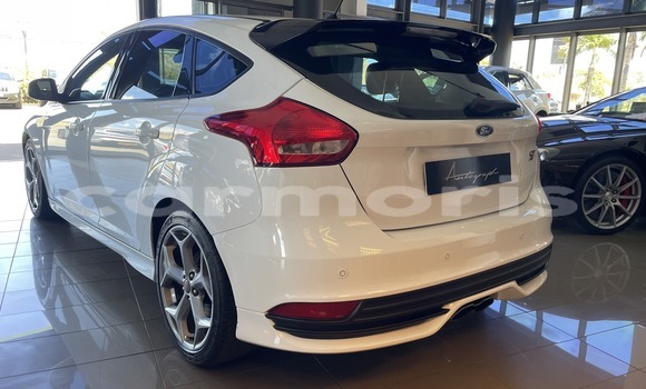 Buy Used Ford Focus ST White Car in Fond du Sac in Pamplempousses Buy Used Ford Focus ST White Car in Fond du Sac in Pamplempousses