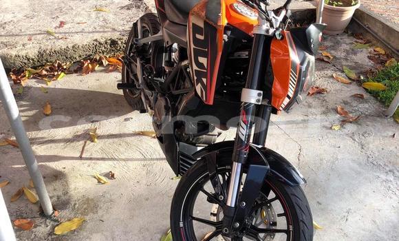Buy Used KTM 125 Black Bike in Moka in Moka