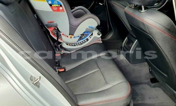 Buy Used BMW 3–Series Silver Car in Vacoas–Phoenix in Plaines Wilhems District Buy Used BMW 3–Series Silver Car in Vacoas–Phoenix in Plaines Wilhems District