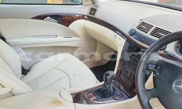 Buy Used Mercedes-Benz E–Class Blue Car in Vacoas–Phoenix in Plaines Wilhems District Buy Used Mercedes-Benz E–Class Blue Car in Vacoas–Phoenix in Plaines Wilhems District