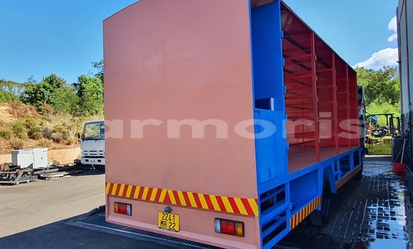 Acheter Occasion Utilitaire Isuzu FTR 850 Blanc à Centre de Flacq, Flacq District Acheter Occasion Utilitaire Isuzu FTR 850 Blanc à Centre de Flacq, Flacq District