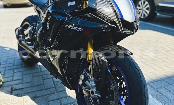 Buy Used Yamaha R1 Black Bike in Bel Ombre in Savanne