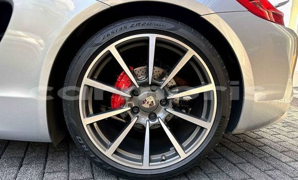 Buy Used Porsche Cayman Silver Car in Curepipe in Plaines Wilhems District Buy Used Porsche Cayman Silver Car in Curepipe in Plaines Wilhems District