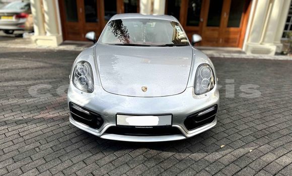 Buy Used Porsche Cayman Silver Car in Curepipe in Plaines Wilhems District Buy Used Porsche Cayman Silver Car in Curepipe in Plaines Wilhems District