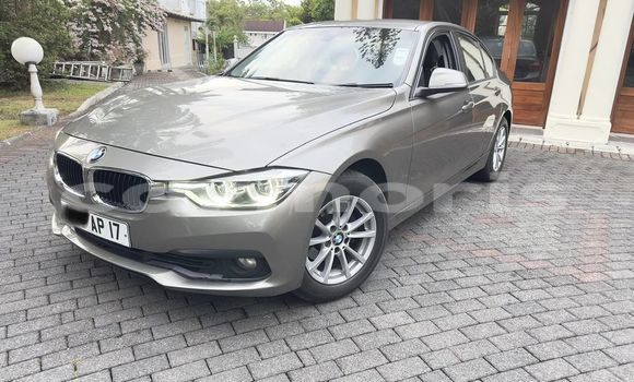 Buy Used BMW 3–Series Brown Car in Curepipe in Plaines Wilhems District Buy Used BMW 3–Series Brown Car in Curepipe in Plaines Wilhems District