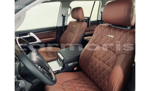 Buy Import Toyota Land Cruiser Black Car in Import - Dubai in Agalega Islands Buy Import Toyota Land Cruiser Black Car in Import - Dubai in Agalega Islands