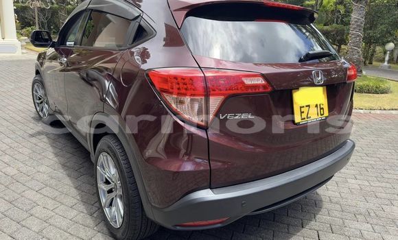 Buy Used Honda vezel Red Car in Curepipe in Plaines Wilhems District Buy Used Honda vezel Red Car in Curepipe in Plaines Wilhems District