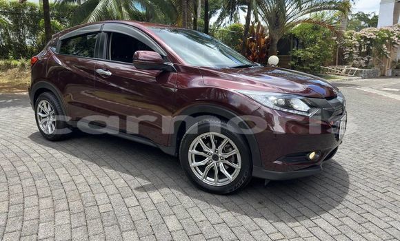 Buy Used Honda vezel Red Car in Curepipe in Plaines Wilhems District Buy Used Honda vezel Red Car in Curepipe in Plaines Wilhems District