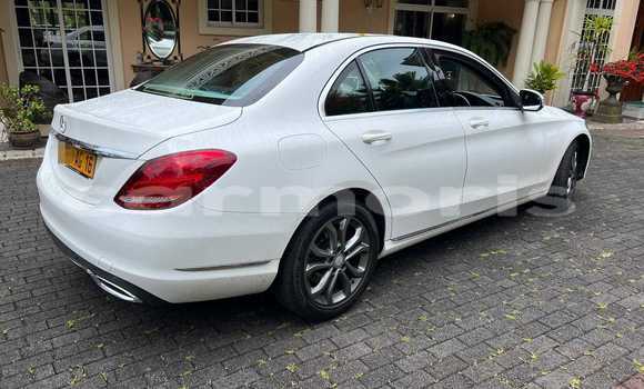 Buy Used Mercedes-Benz C–Class White Car in Curepipe in Plaines Wilhems District Buy Used Mercedes-Benz C–Class White Car in Curepipe in Plaines Wilhems District