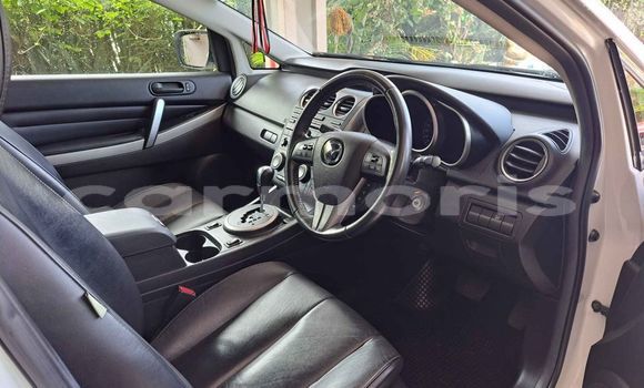 Acheter Occasion Voiture Mazda CX–7 Blanc à Vacoas–Phoenix, Plaines Wilhems District Acheter Occasion Voiture Mazda CX–7 Blanc à Vacoas–Phoenix, Plaines Wilhems District
