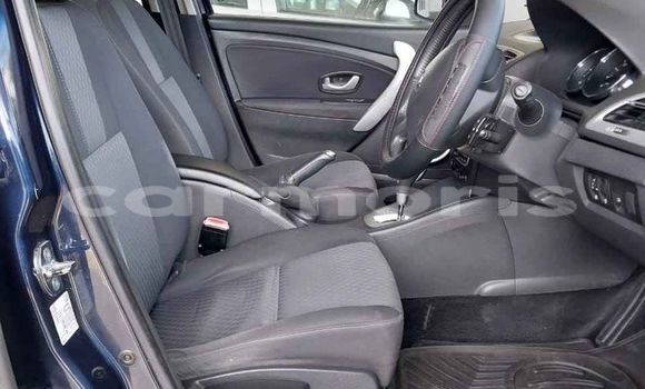 Acheter Occasion Voiture Renault Fluence Bleu à Vacoas–Phoenix, Plaines Wilhems District Acheter Occasion Voiture Renault Fluence Bleu à Vacoas–Phoenix, Plaines Wilhems District