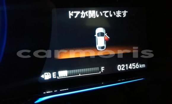 Buy Used Honda vezel White Car in Port Louis in Port Louis District Buy Used Honda vezel White Car in Port Louis in Port Louis District