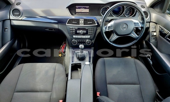 Buy Used Mercedes-Benz C–Class Black Car in Vacoas–Phoenix in Plaines Wilhems District Buy Used Mercedes-Benz C–Class Black Car in Vacoas–Phoenix in Plaines Wilhems District