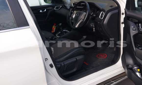 Buy Used Nissan Qashqai White Car in Beau Bassin–Rose Hill in Plaines Wilhems District Buy Used Nissan Qashqai White Car in Beau Bassin–Rose Hill in Plaines Wilhems District