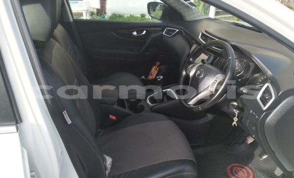 Buy Used Nissan Qashqai White Car in Beau Bassin–Rose Hill in Plaines Wilhems District Buy Used Nissan Qashqai White Car in Beau Bassin–Rose Hill in Plaines Wilhems District