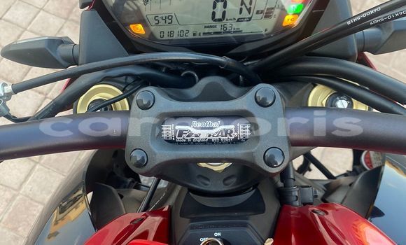 Buy Used Suzuki GSX Red Bike in Port Louis in Port Louis District Buy Used Suzuki GSX Red Bike in Port Louis in Port Louis District