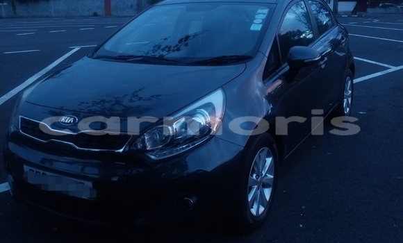 Buy Used Kia Rio Silver Car in Port Louis in Port Louis District Buy Used Kia Rio Silver Car in Port Louis in Port Louis District