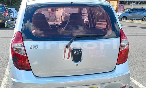 Buy Used Hyundai i10 Silver Car in Vacoas–Phoenix in Plaines Wilhems District Buy Used Hyundai i10 Silver Car in Vacoas–Phoenix in Plaines Wilhems District