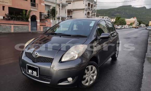 Buy Used Toyota Yaris Black Car in Port Louis in Port Louis District Buy Used Toyota Yaris Black Car in Port Louis in Port Louis District